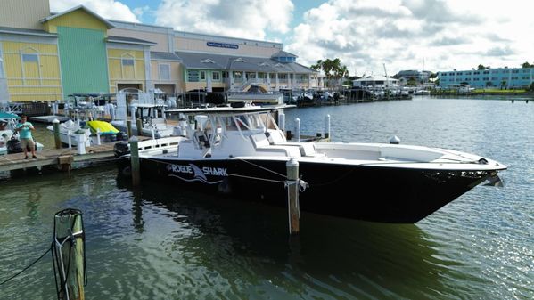 Conch 47 Center Console image