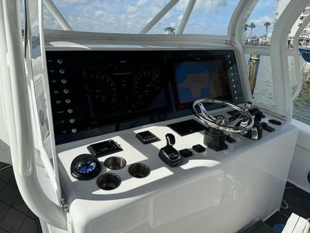 Conch 47 Center Console image