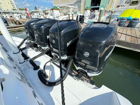 Conch 47 Center Console image