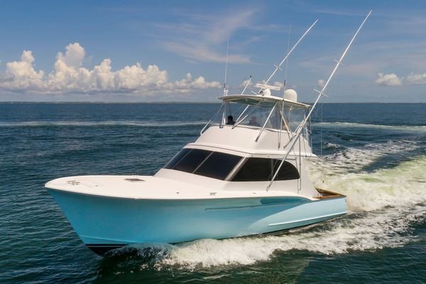Jarrett Bay Convertible - main image