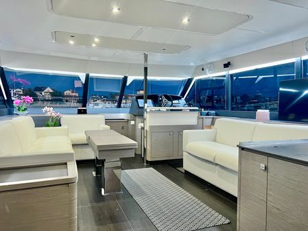 Fountaine Pajot MY6 image