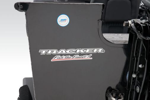 Tracker TARGA-V-19-WT image