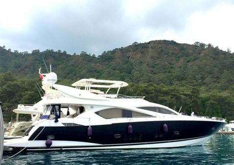 Sunseeker 82 Yacht image