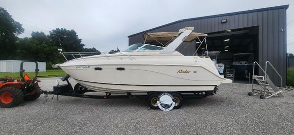 Rinker 270-FIESTA-VEE image