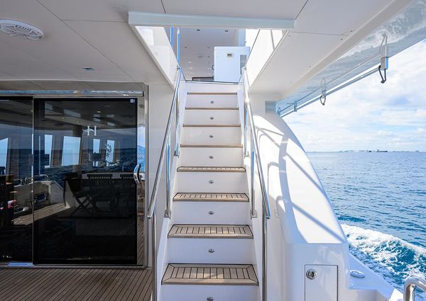 Hargrave 100 RAISED PILOTHOUSE image