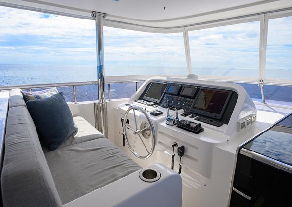 Hargrave 100 RAISED PILOTHOUSE image