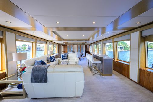 Hargrave Raised Pilothouse image