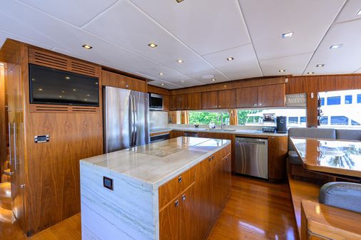 Hargrave Raised Pilothouse image