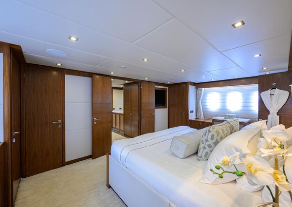 Hargrave 100 RAISED PILOTHOUSE image