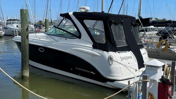 Chaparral 330 Signature 