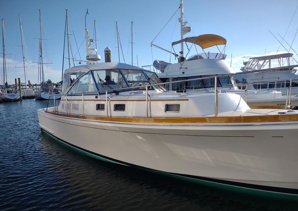 Grand Banks Eastbay 38 image