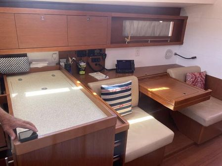 Beneteau Oceanis 45 image