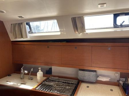 Beneteau Oceanis 45 image