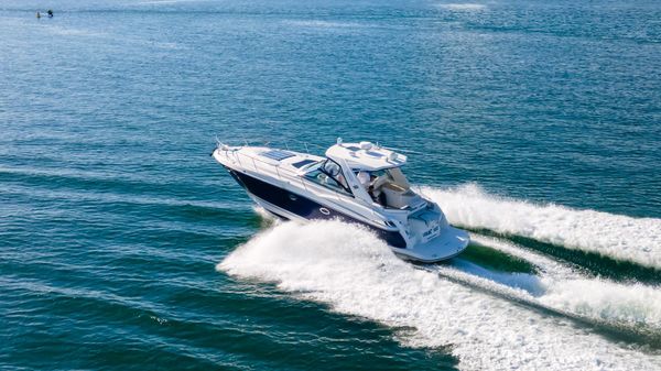 Monterey 400 Sport Yacht