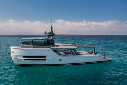 Arcadia Yachts Sherpa 60 image