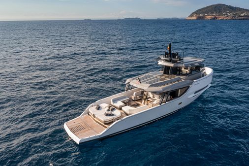 Arcadia Yachts Sherpa 60 image