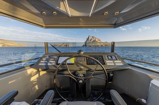 Arcadia Yachts Sherpa 60 image