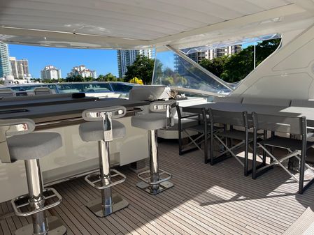Azimut 95 image