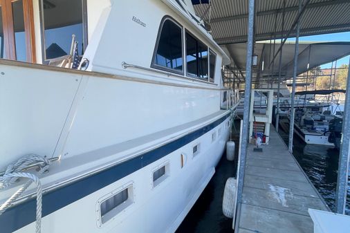 Hatteras 53-EXTENDED-DECKHOUSE-MOTOR-YACHT image