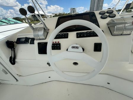 Sea-ray 550-SEDAN-BRIDGE image