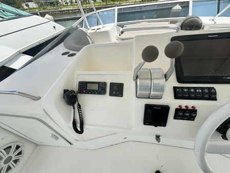 Sea-ray 550-SEDAN-BRIDGE image