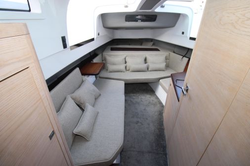 Axopar 45 XC Cross Cabin image