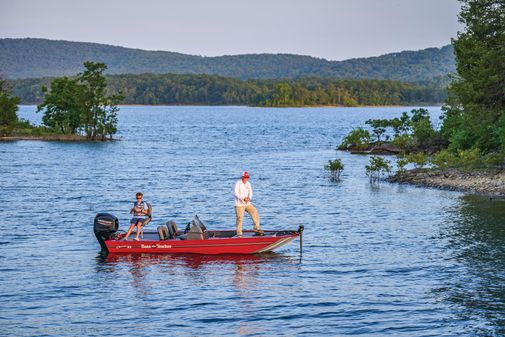 Tracker Bass Tracker Classic XL image