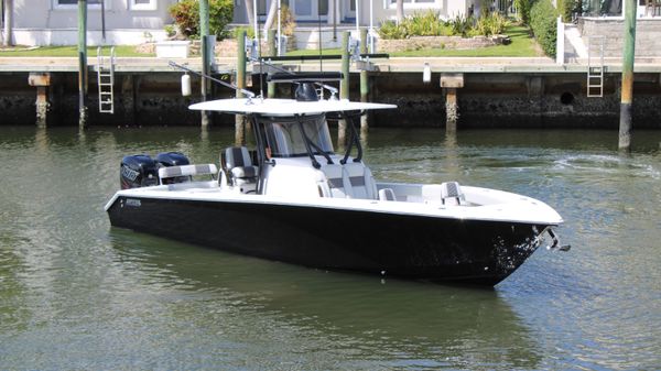 Jupiter 32 LE