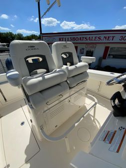 Cobia 262 Center Console image