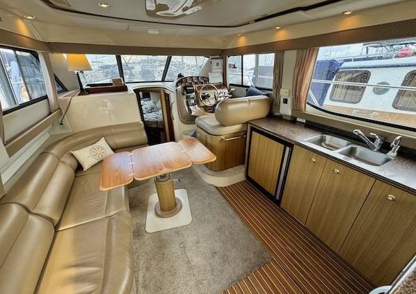 Bayliner 3488-COMMAND-BRIDGE-MOTORYACHT image