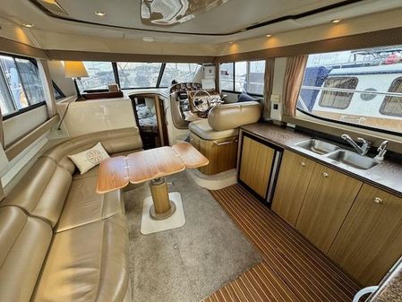 Bayliner 3488-COMMAND-BRIDGE-MOTORYACHT image