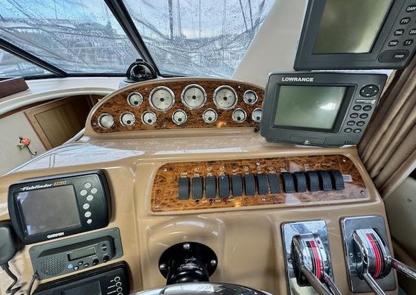 Bayliner 3488-COMMAND-BRIDGE-MOTORYACHT image