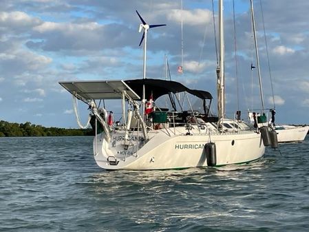 Beneteau 38S5 image