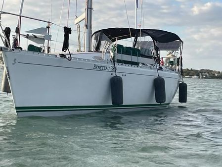 Beneteau 38S5 image