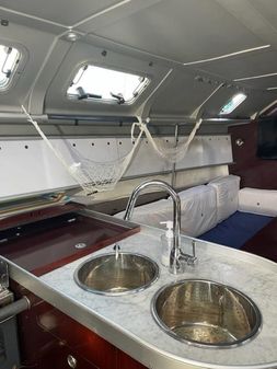 Beneteau 38S5 image