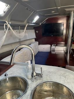 Beneteau 38S5 image