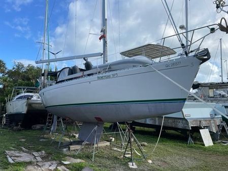 Beneteau 38S5 image