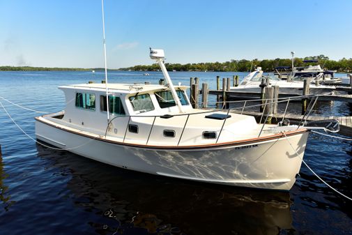 Duffy 35 Downeast Cruiser image