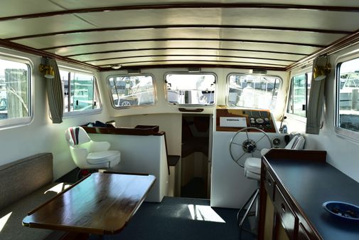 Duffy 35 Downeast Cruiser image