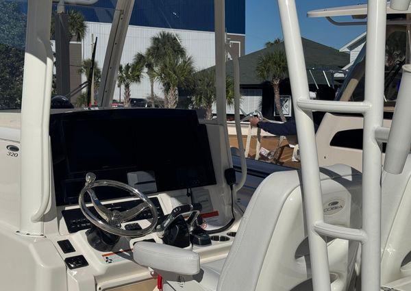 Cobia 320 Center Console image