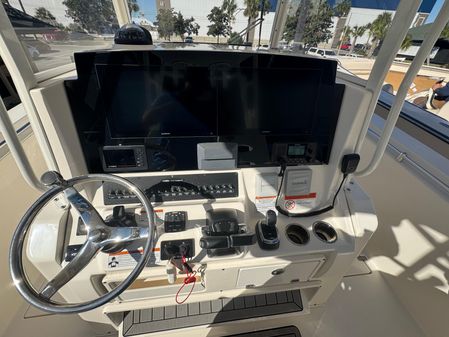 Cobia 320 Center Console image