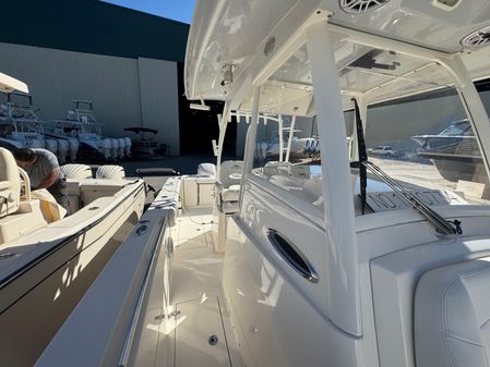 Cobia 320 Center Console image