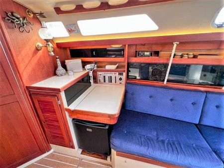 Catalina 34 image
