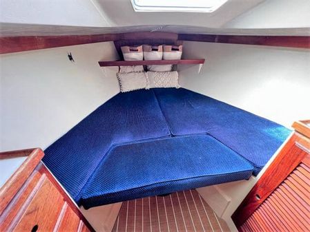 Catalina 34 image