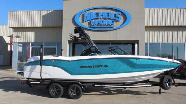 MasterCraft NXT24 