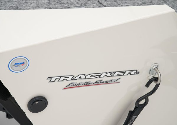 Tracker Pro Team 175 Crappie Edition image