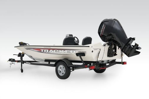 Tracker Pro Team 175 Crappie Edition image