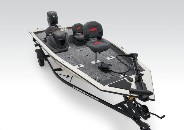 Tracker Pro Team 175 Crappie Edition image