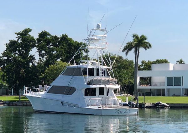 Hatteras 70 Convertible image