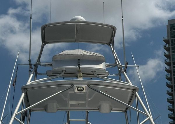 Hatteras 70 Convertible image